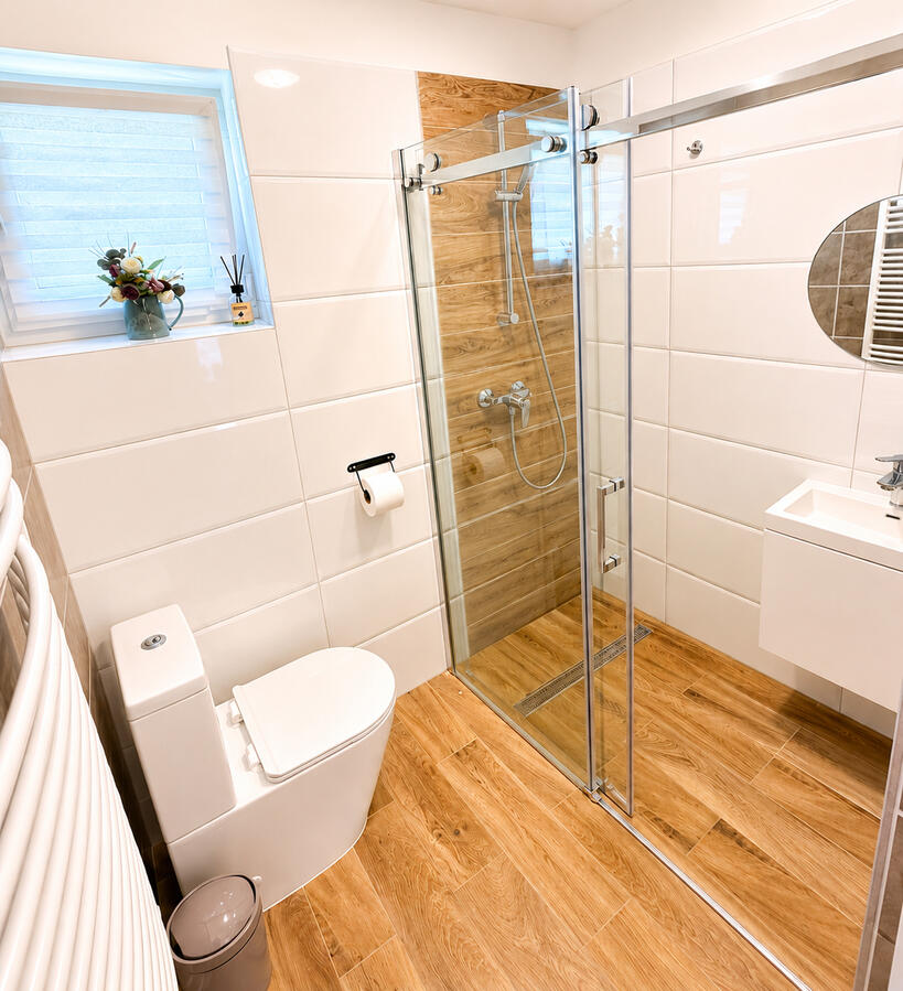 Fürdőszoba Pinty Paradise Apartman Balatonalmádi
