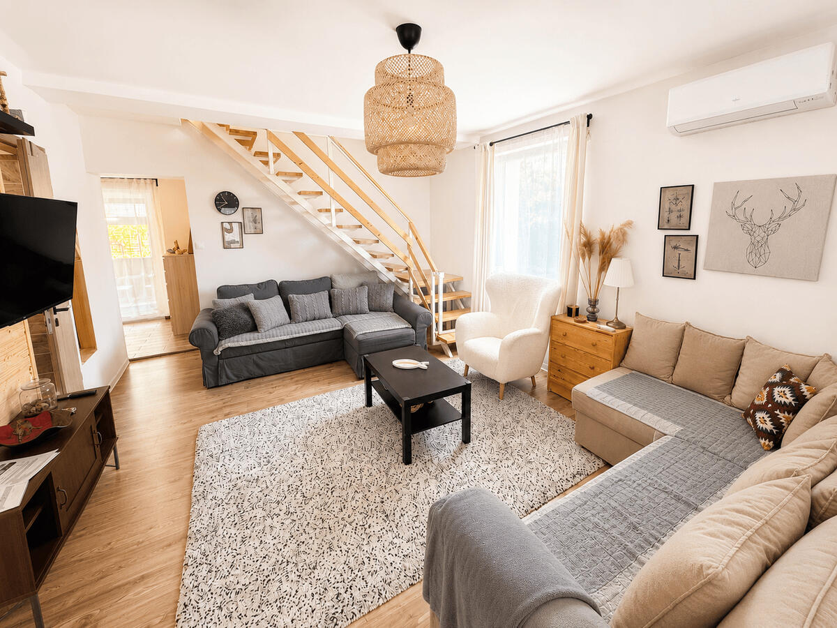Pinty Paradise Apartman Balatonalmádi